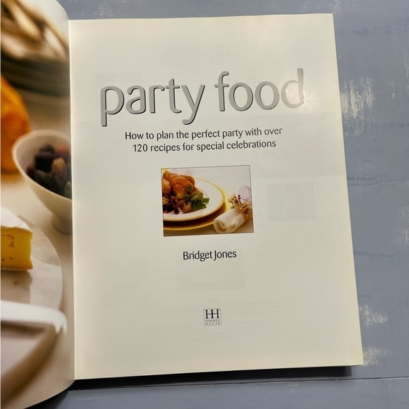 Cookbook Party Food Softcover Book 256 pages - Picture 3 of 7